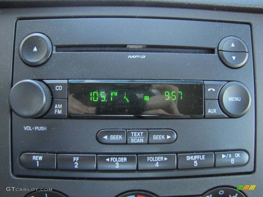 2008 Ford F250 Super Duty XLT Crew Cab 4x4 Controls Photo #52506851