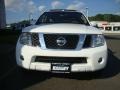 2008 Avalanche White Nissan Pathfinder SE 4x4  photo #11