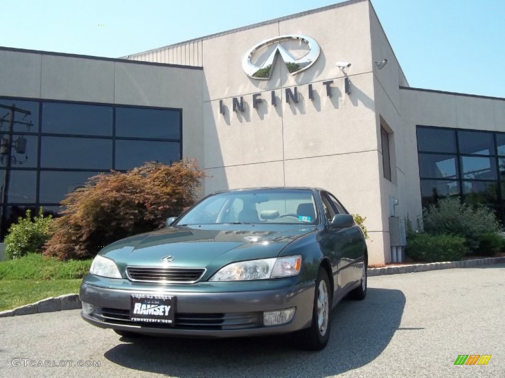 1999 ES 300 - Woodland Green Pearl / Sage photo #1