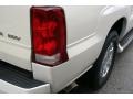 White Diamond - Escalade ESV AWD Photo No. 20