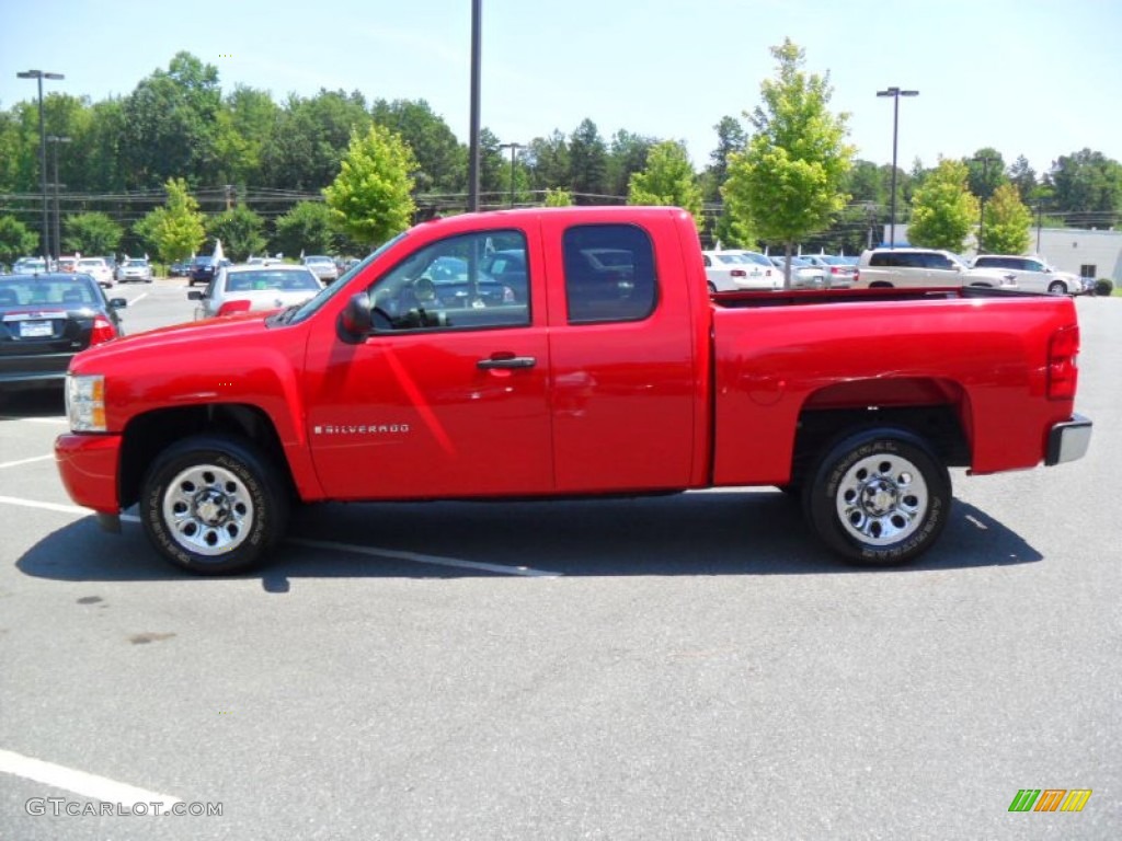 2008 Silverado 1500 LS Extended Cab - Victory Red / Dark Titanium photo #2