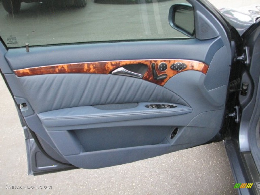 2005 Mercedes-Benz E 320 CDI Sedan Charcoal Door Panel Photo #52512963