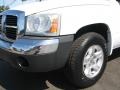 2005 Bright White Dodge Dakota SLT Club Cab  photo #4