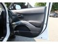 Diamond White Pearl - Outlander XLS 4WD Photo No. 25