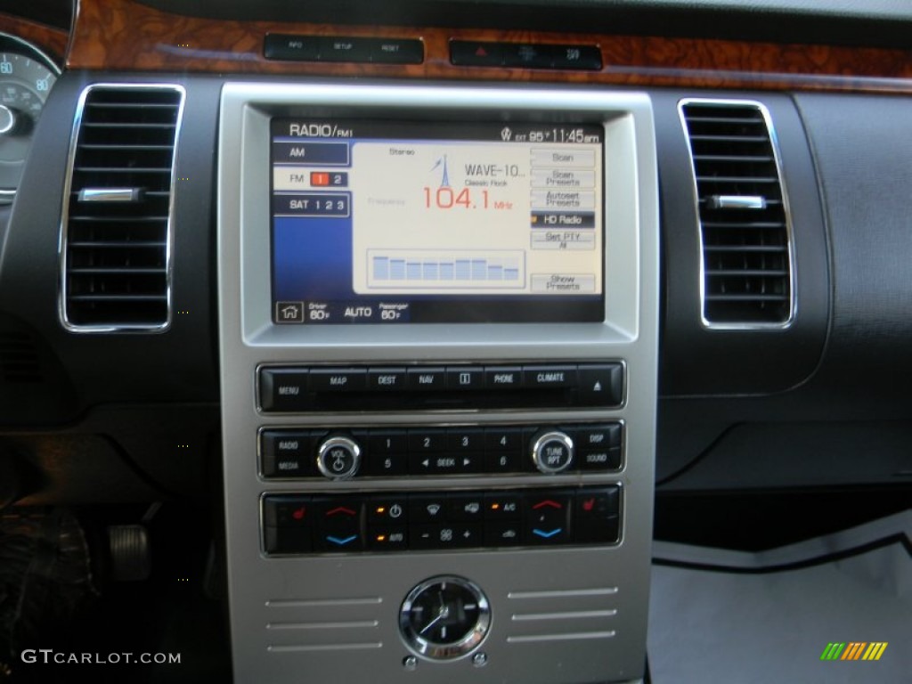2011 Ford Flex Limited Controls Photo #52516587