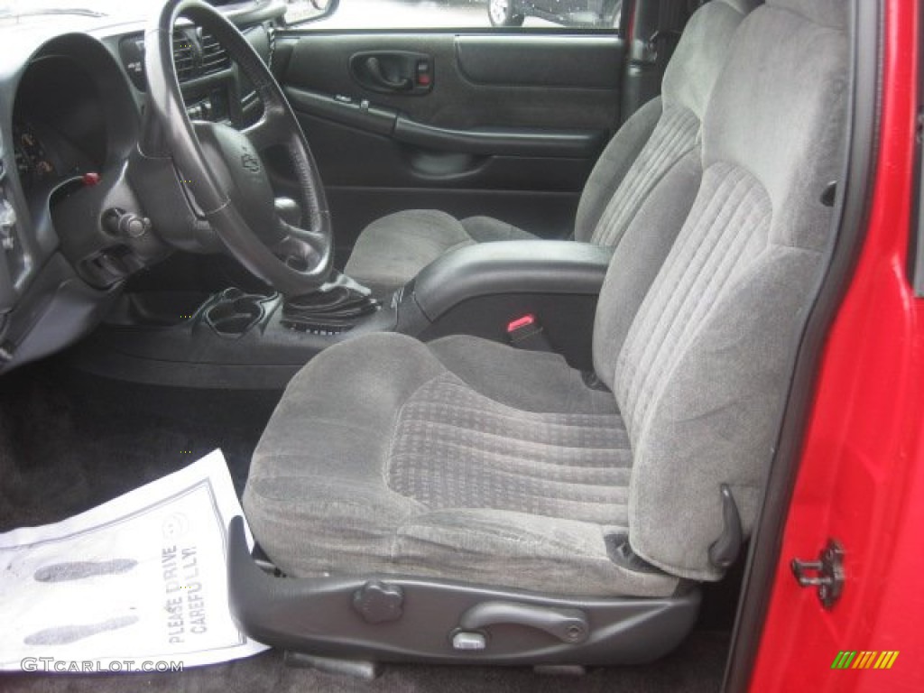 Graphite Interior 2002 Chevrolet Blazer LS ZR2 4x4 Photo #52517466