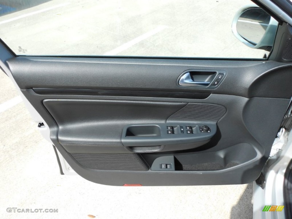 2012 Volkswagen Jetta TDI SportWagen Titan Black Door Panel Photo #52520355