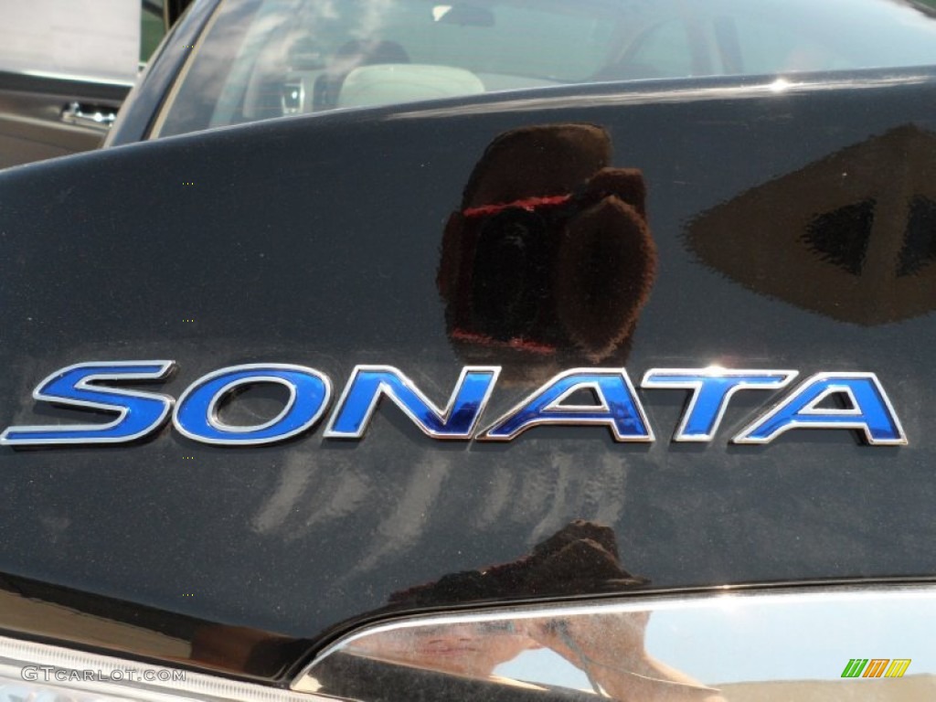 2011 Hyundai Sonata Hybrid Marks and Logos Photo #52522563