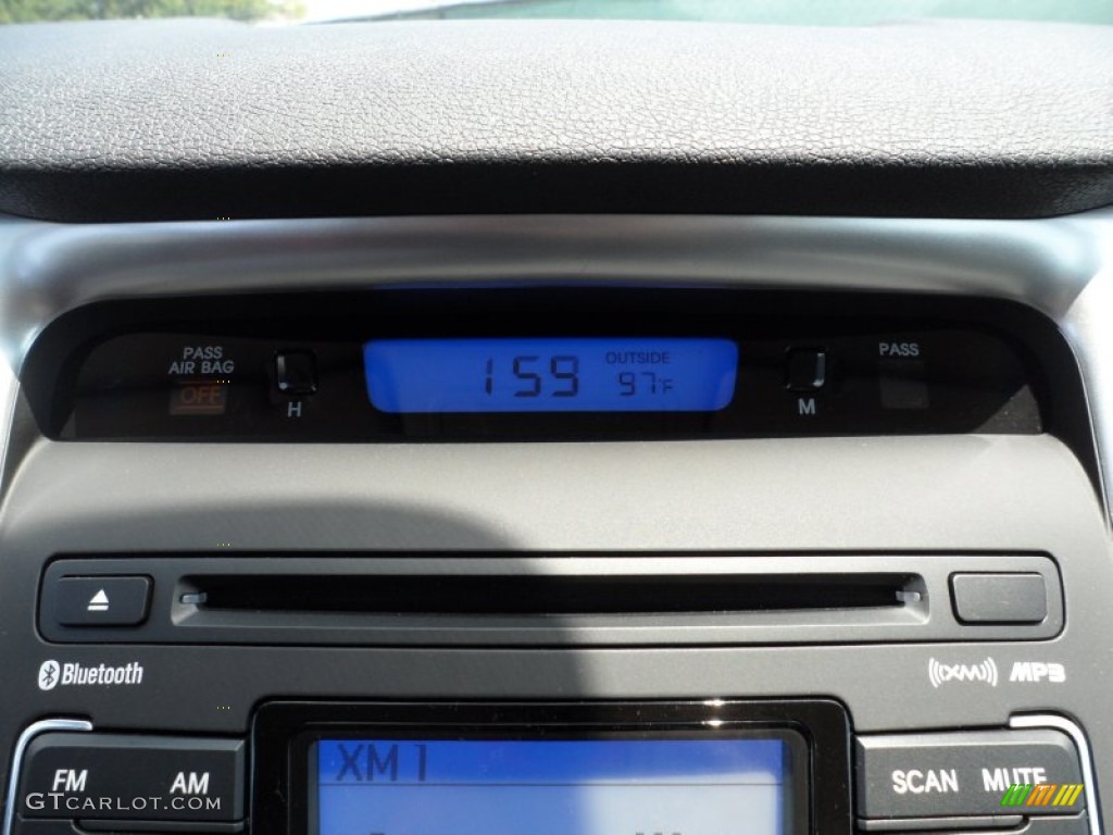 2011 Hyundai Sonata Hybrid Controls Photo #52522743