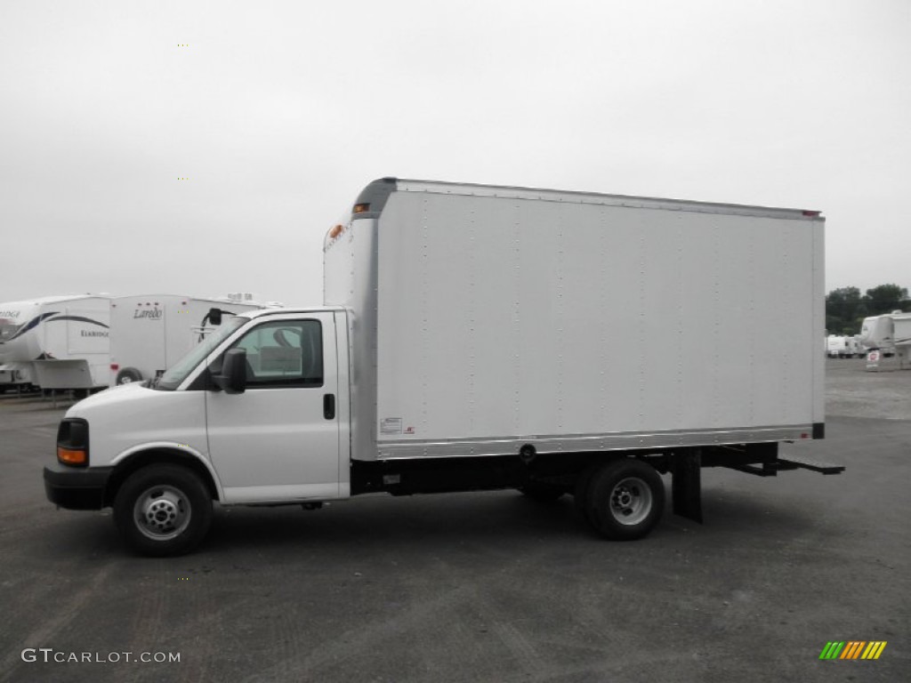 Summit White 2011 GMC Savana Cutaway 3500 Commercial Moving Truck Exterior Photo #52523952