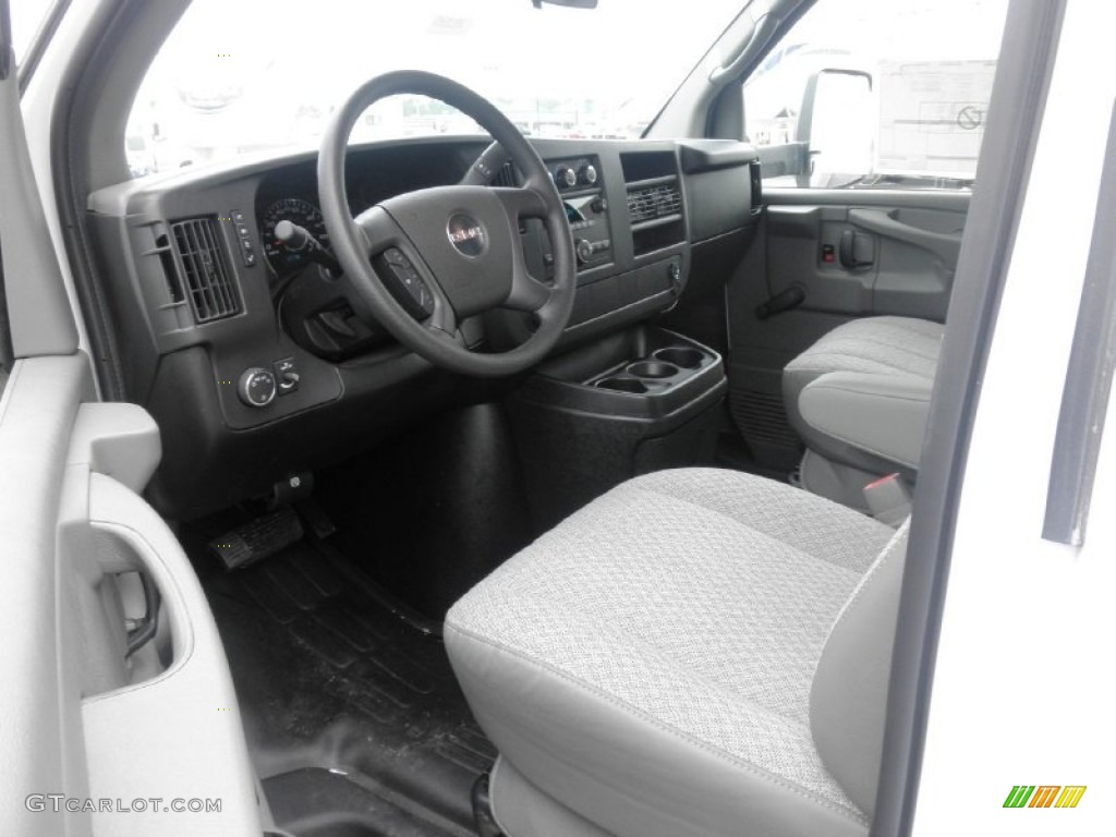 Medium Pewter Interior 2011 GMC Savana Cutaway 3500 Commercial Moving Truck Photo #52523967