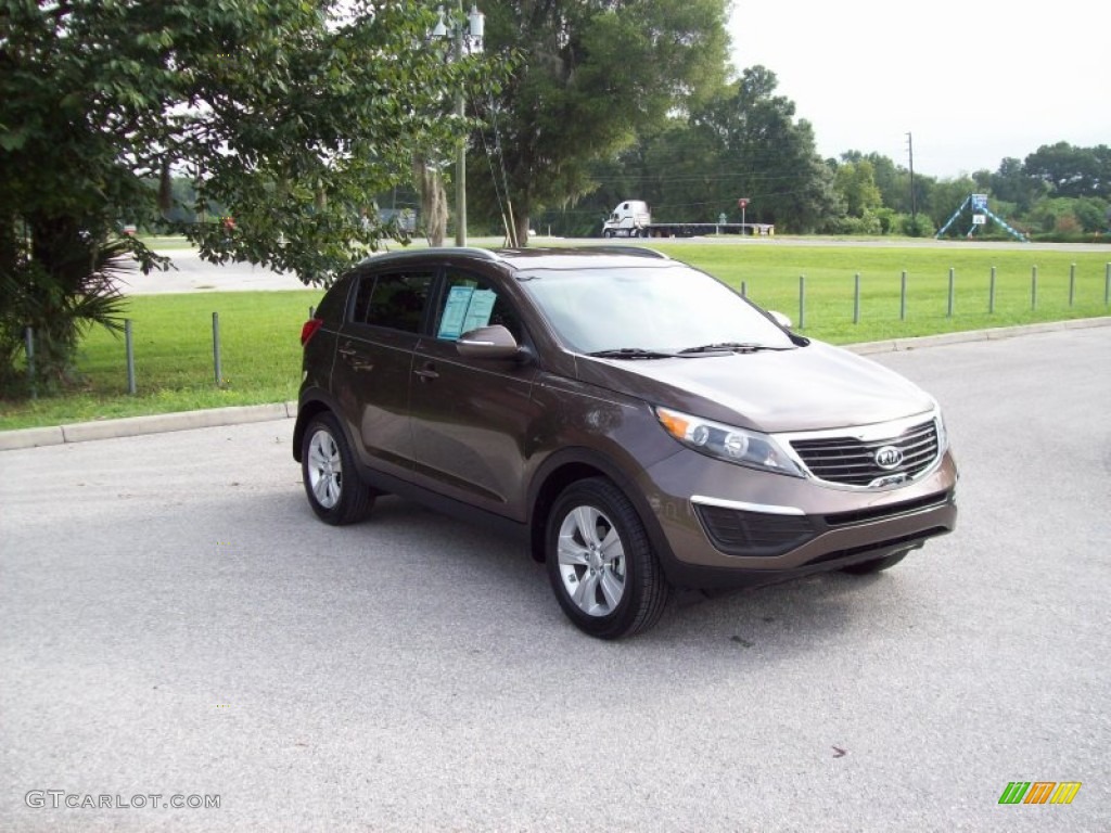 2011 Sportage LX - Sand Track / Black photo #9