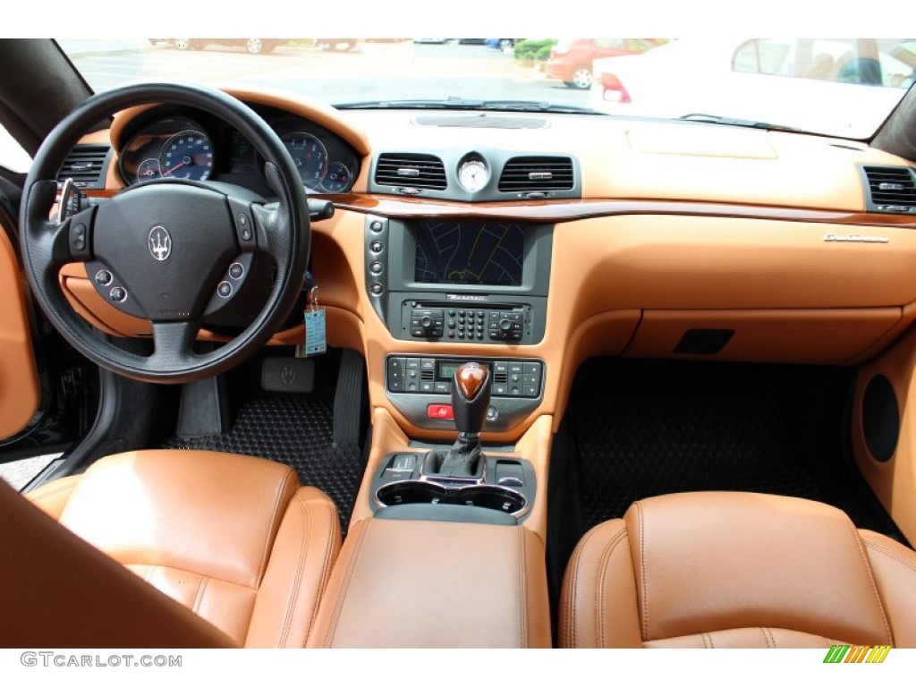 2009 Maserati GranTurismo Standard GranTurismo Model Cuoio Dashboard Photo #52527147