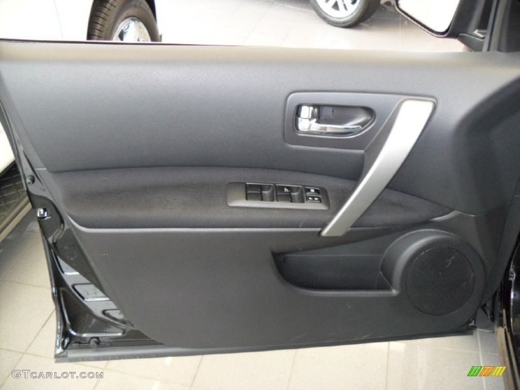 2010 Rogue S AWD - Wicked Black / Black photo #2