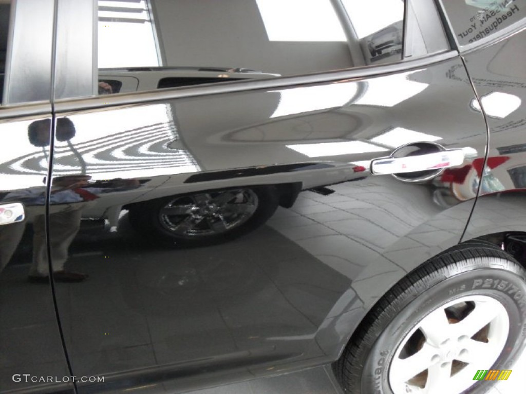 2010 Rogue S AWD - Wicked Black / Black photo #17