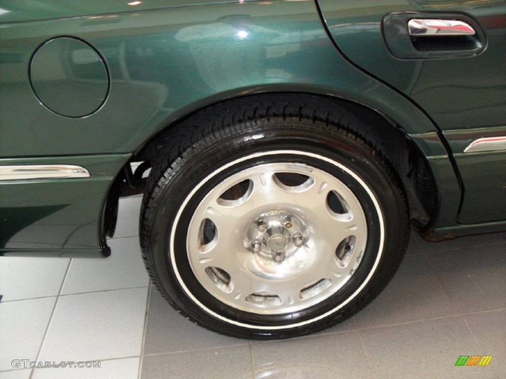1998 Lincoln Continental Standard Continental Model Wheel Photo #52529109