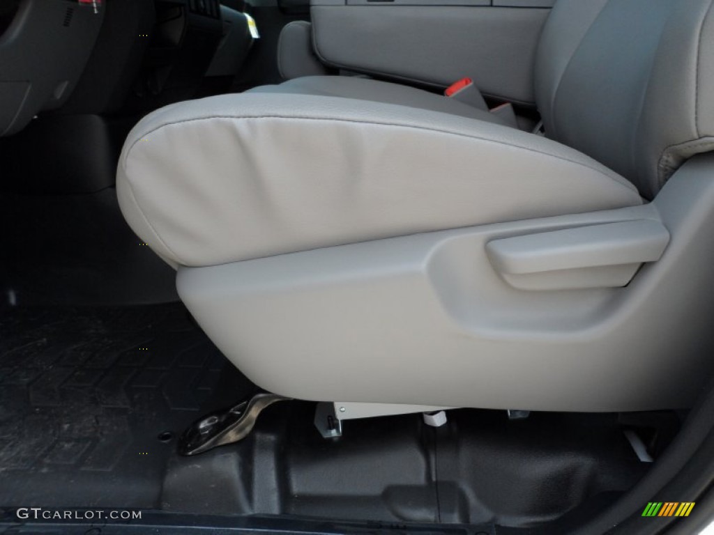 2011 Tundra Double Cab - Super White / Graphite Gray photo #24