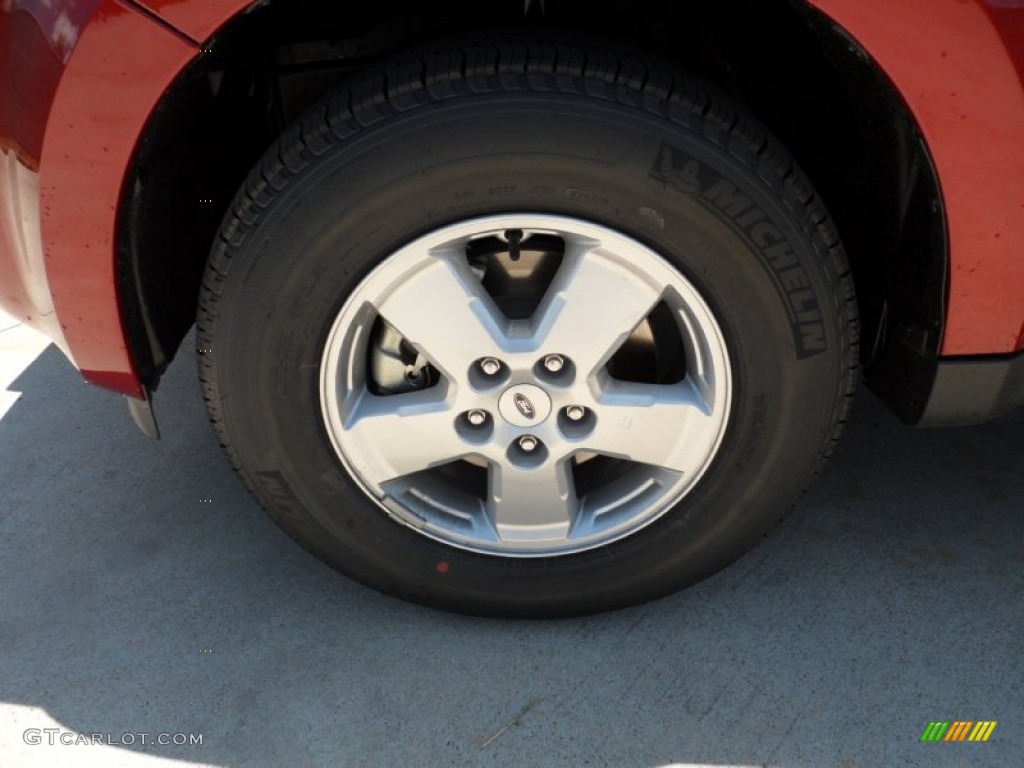 2012 Ford Escape XLT Wheel Photos