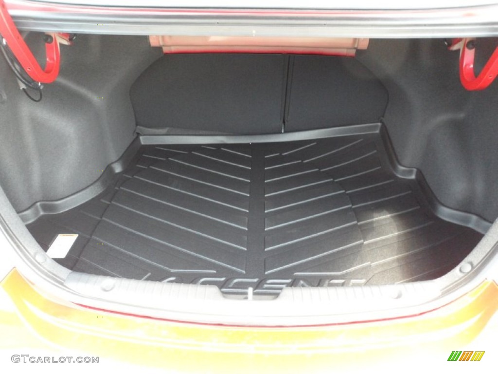 2012 Hyundai Accent GLS 4 Door Trunk Photo #52531302