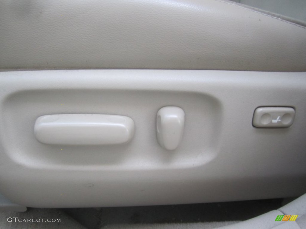 2008 Avalon XLS - Classic Silver Metallic / Ash Gray photo #26