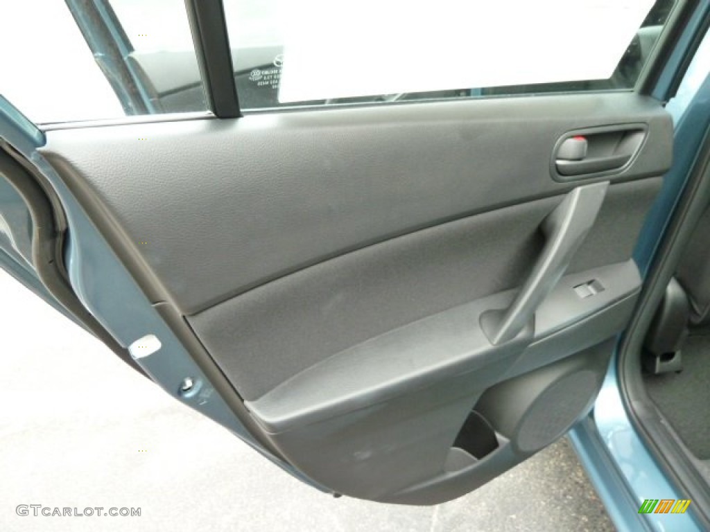 2011 MAZDA3 i Sport 4 Door - Gunmetal Blue Mica / Black photo #13