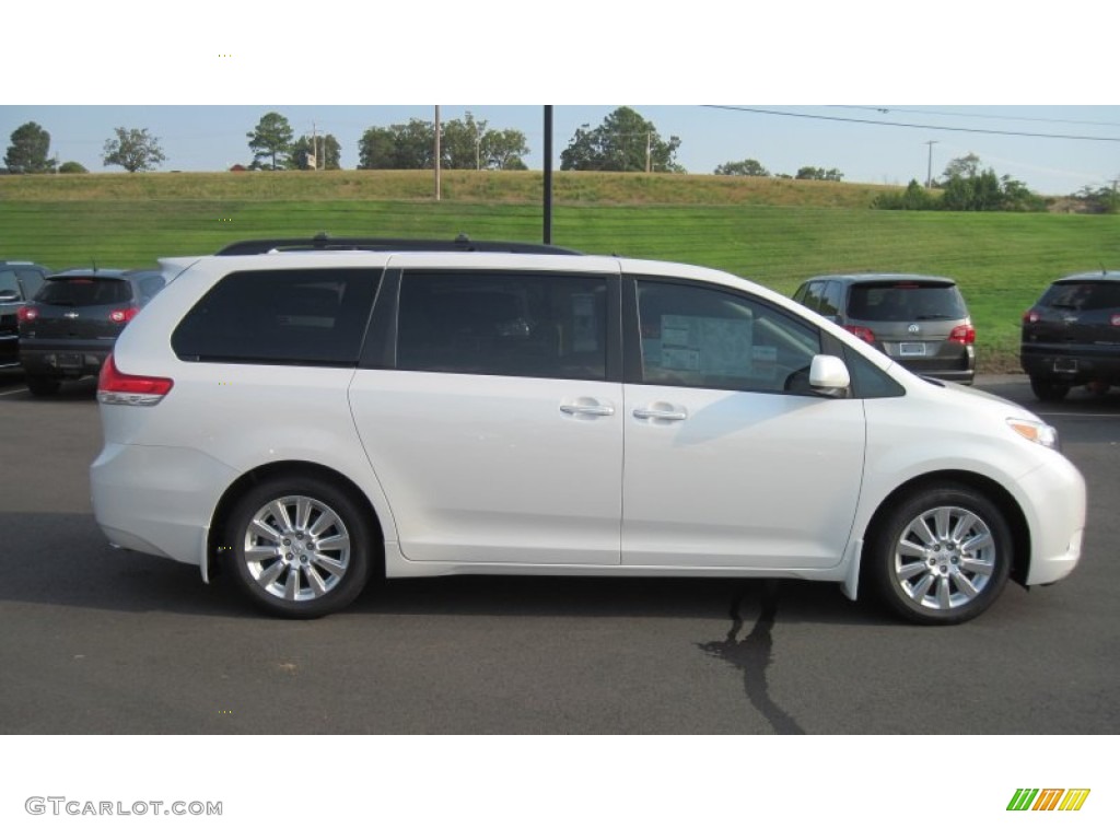 2011 Sienna Limited - Super White / Bisque photo #5