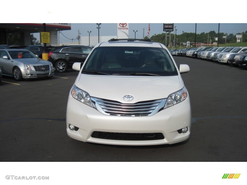 2011 Sienna Limited - Super White / Bisque photo #7