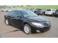 Black - Camry LE Photo No. 7