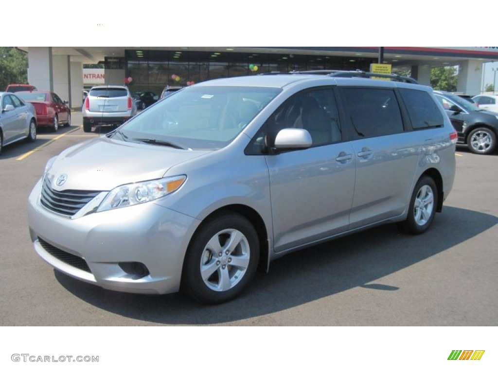 Silver Sky Metallic Toyota Sienna