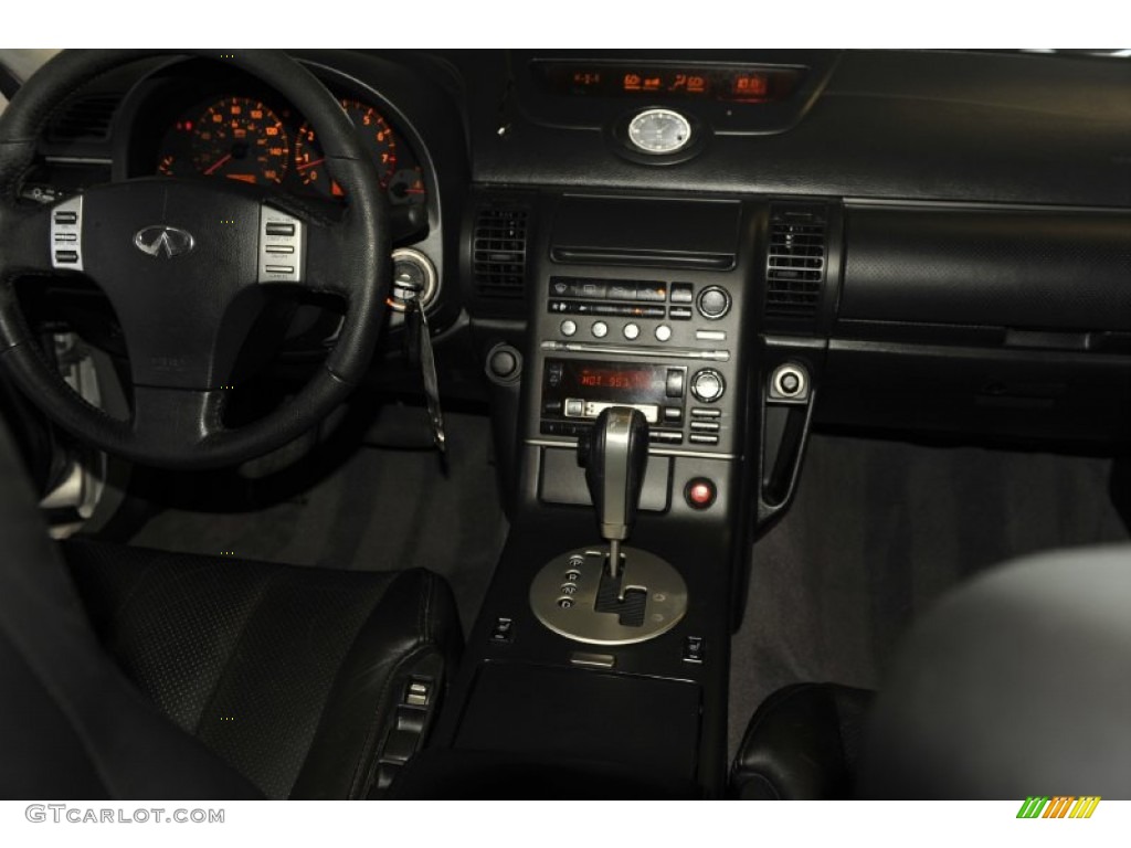 2004 Infiniti G 35 Coupe Graphite Dashboard Photo #52542351