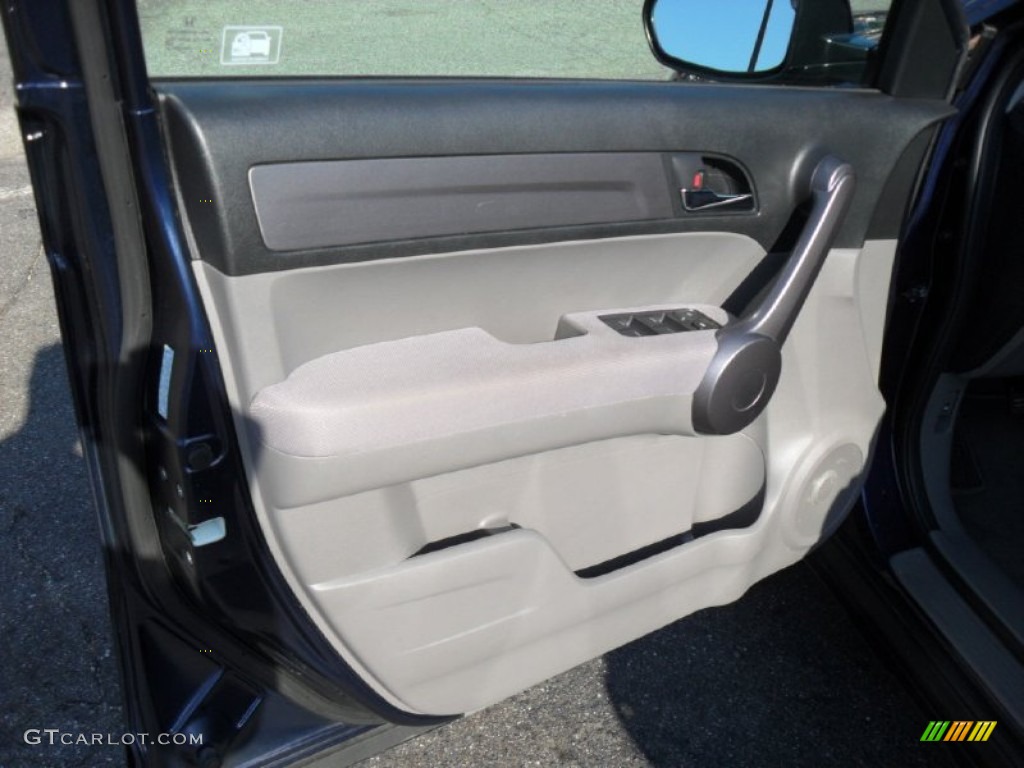 2009 Honda CR-V LX Door Panel Photos