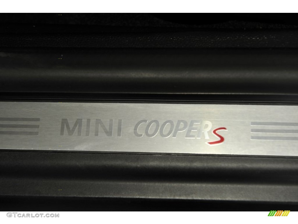 2007 Cooper S Hardtop - Chili Red / Lounge Carbon Black photo #15