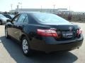 Black - Camry LE Photo No. 4