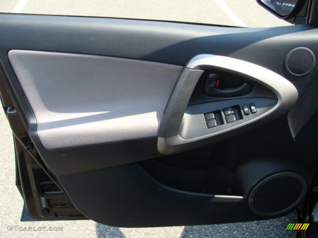 2007 RAV4 4WD - Black / Ash Gray photo #6
