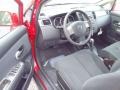 Red Alert - Versa 1.8 S Hatchback Photo No. 6