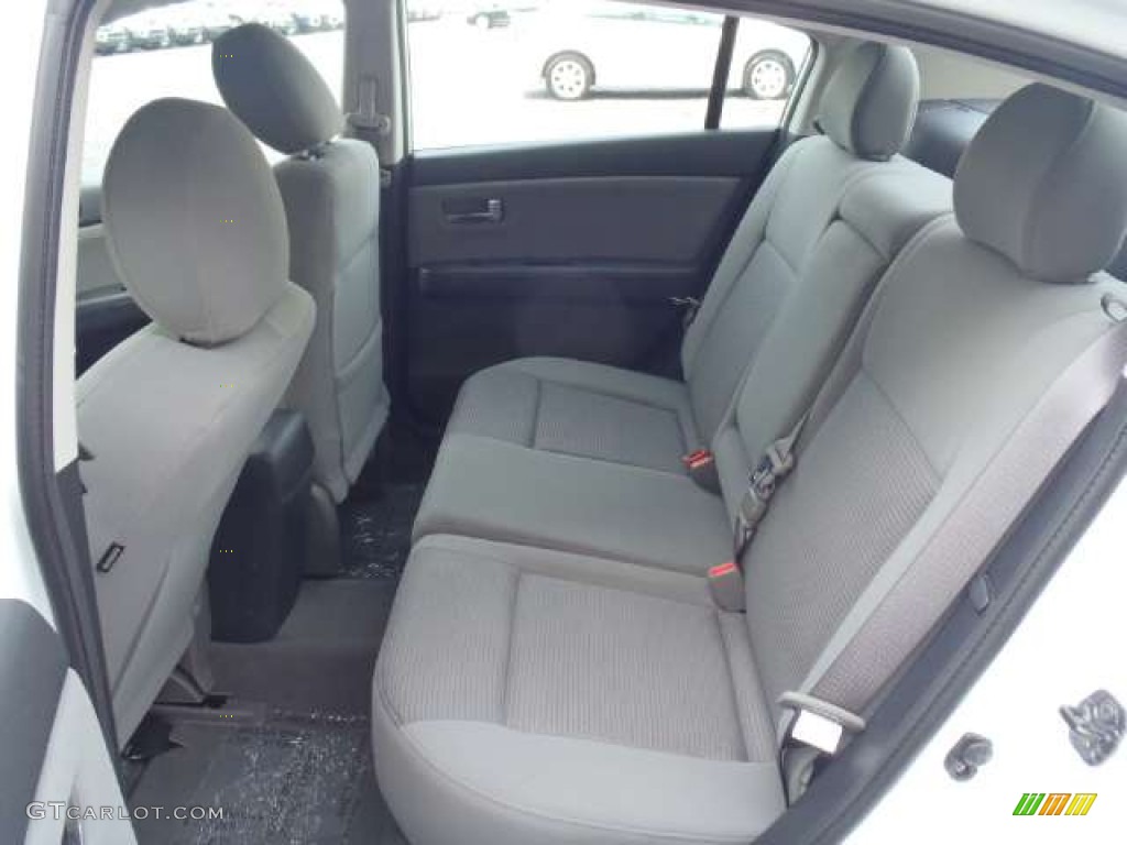 2012 Sentra 2.0 SR Special Edition - Aspen White / Charcoal photo #12