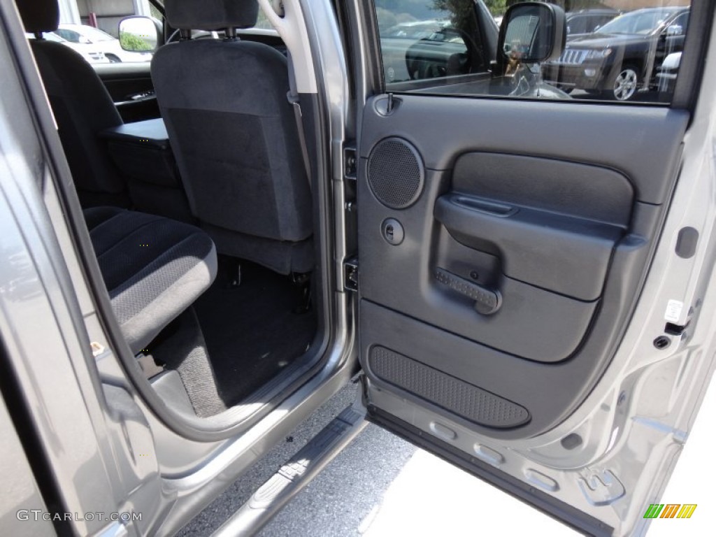 2005 Ram 1500 ST Quad Cab - Mineral Gray Metallic / Dark Slate Gray photo #13