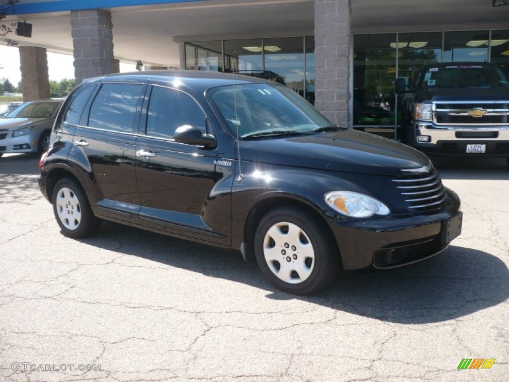 Brilliant Black Crystal Pearl Chrysler PT Cruiser