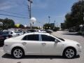 White - Malibu LT Sedan Photo No. 11