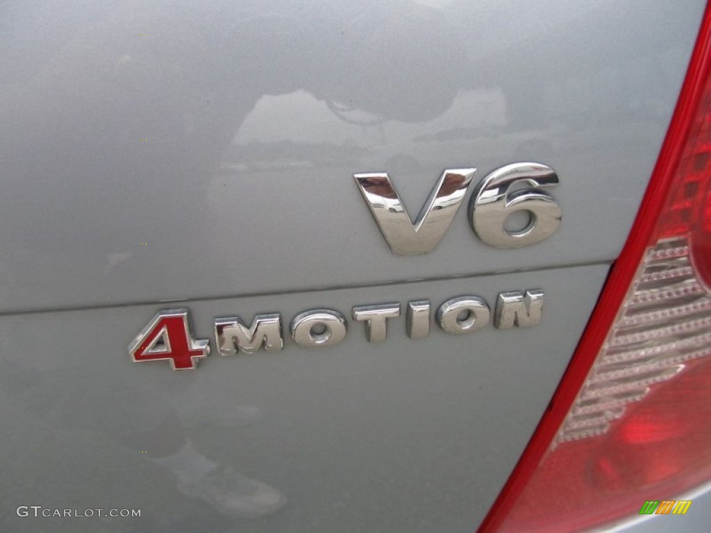 2004 Volkswagen Passat GLX 4Motion Sedan Marks and Logos Photo #52553462