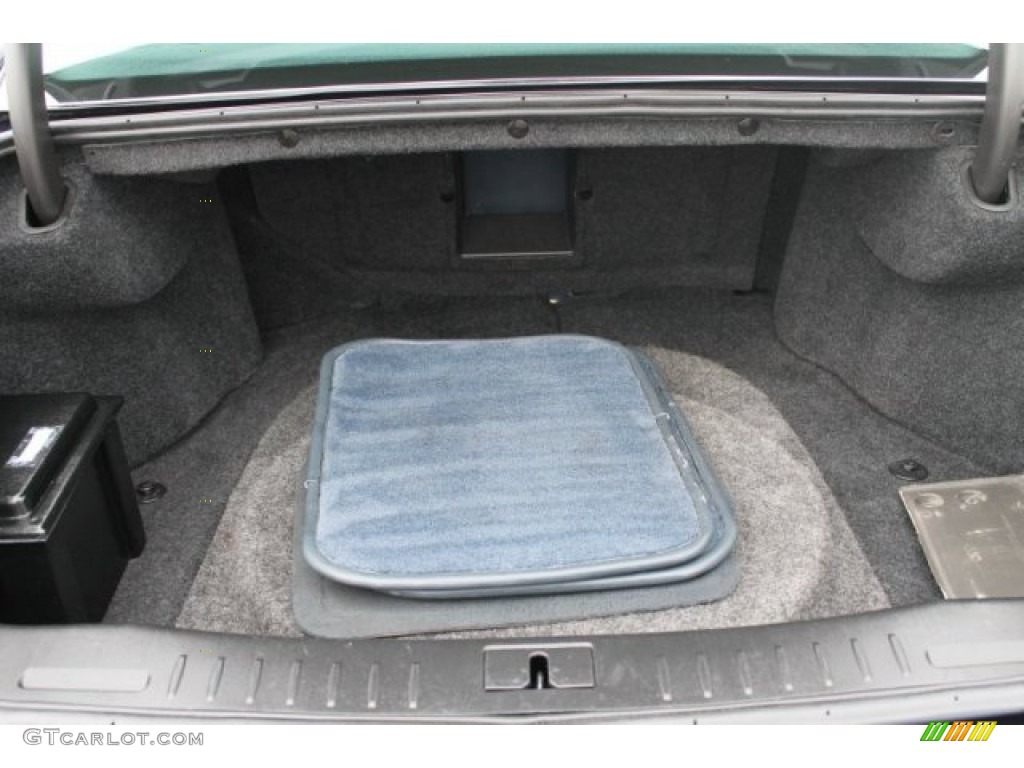 2006 Cadillac DTS Limousine Trunk Photos