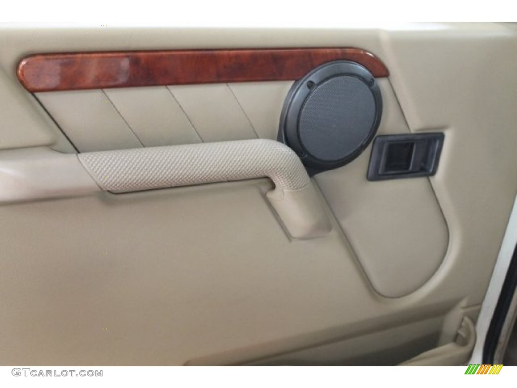 1998 Discovery LE - Chawton White / Bahama Beige photo #10