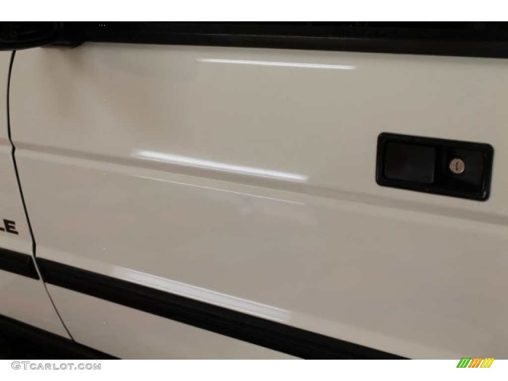 1998 Discovery LE - Chawton White / Bahama Beige photo #34