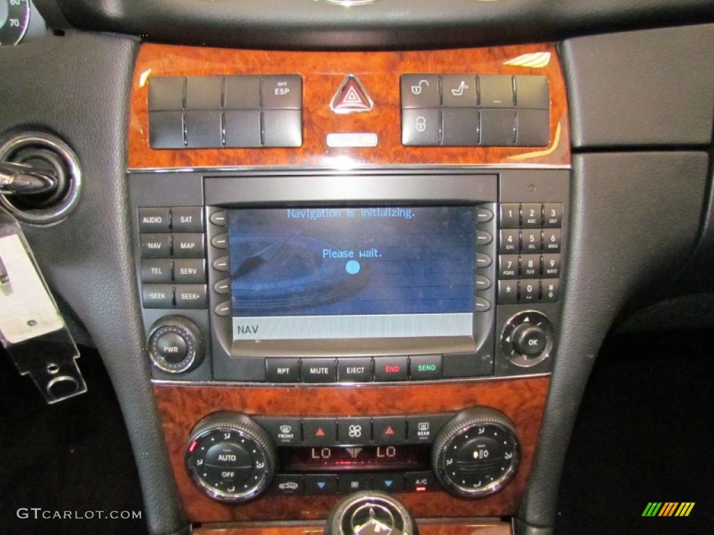 2008 Mercedes-Benz CLK 550 Coupe Controls Photo #52558559