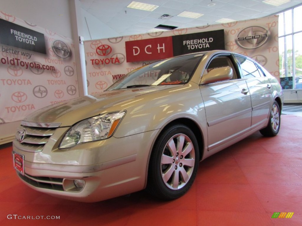 2007 Avalon XLS - Desert Sand Mica / Ivory photo #1