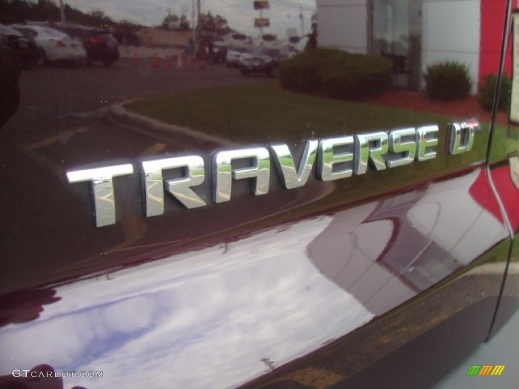 2010 Traverse LT AWD - Dark Cherry Metallic / Dark Gray/Light Gray photo #6