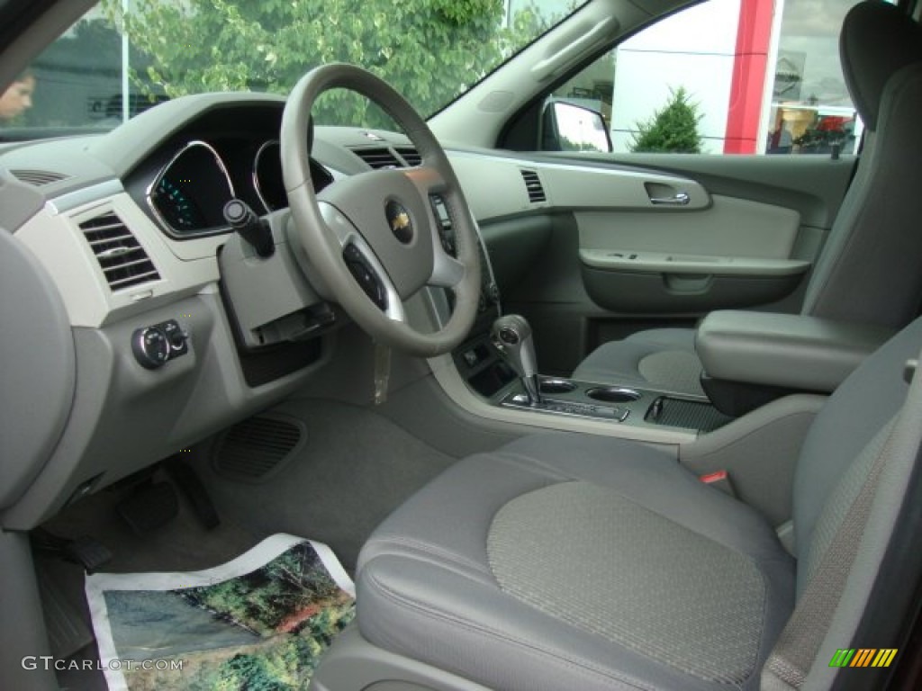 2010 Traverse LT AWD - Dark Cherry Metallic / Dark Gray/Light Gray photo #12
