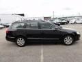 Deep Black - Passat 2.0T Wagon Photo No. 7