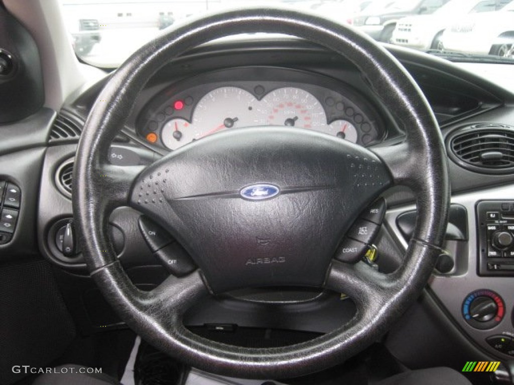 2001 Ford Focus SE Sedan Dark Charcoal Black Steering Wheel Photo #52563395