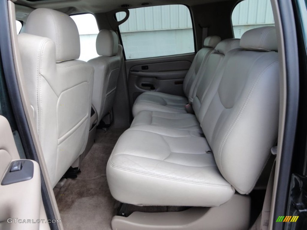 Neutral/Shale Interior 2004 GMC Yukon XL 1500 SLT 4x4 Photo #52565129
